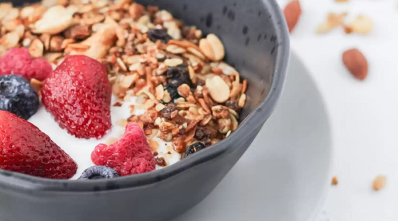 Overnight oats in a jar topped with fresh berries and nuts, illustrating a simple, healthy Meal that is easy to prepare